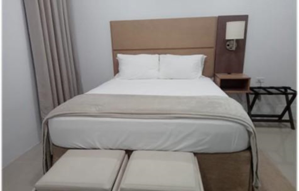 Luxeley Hotel