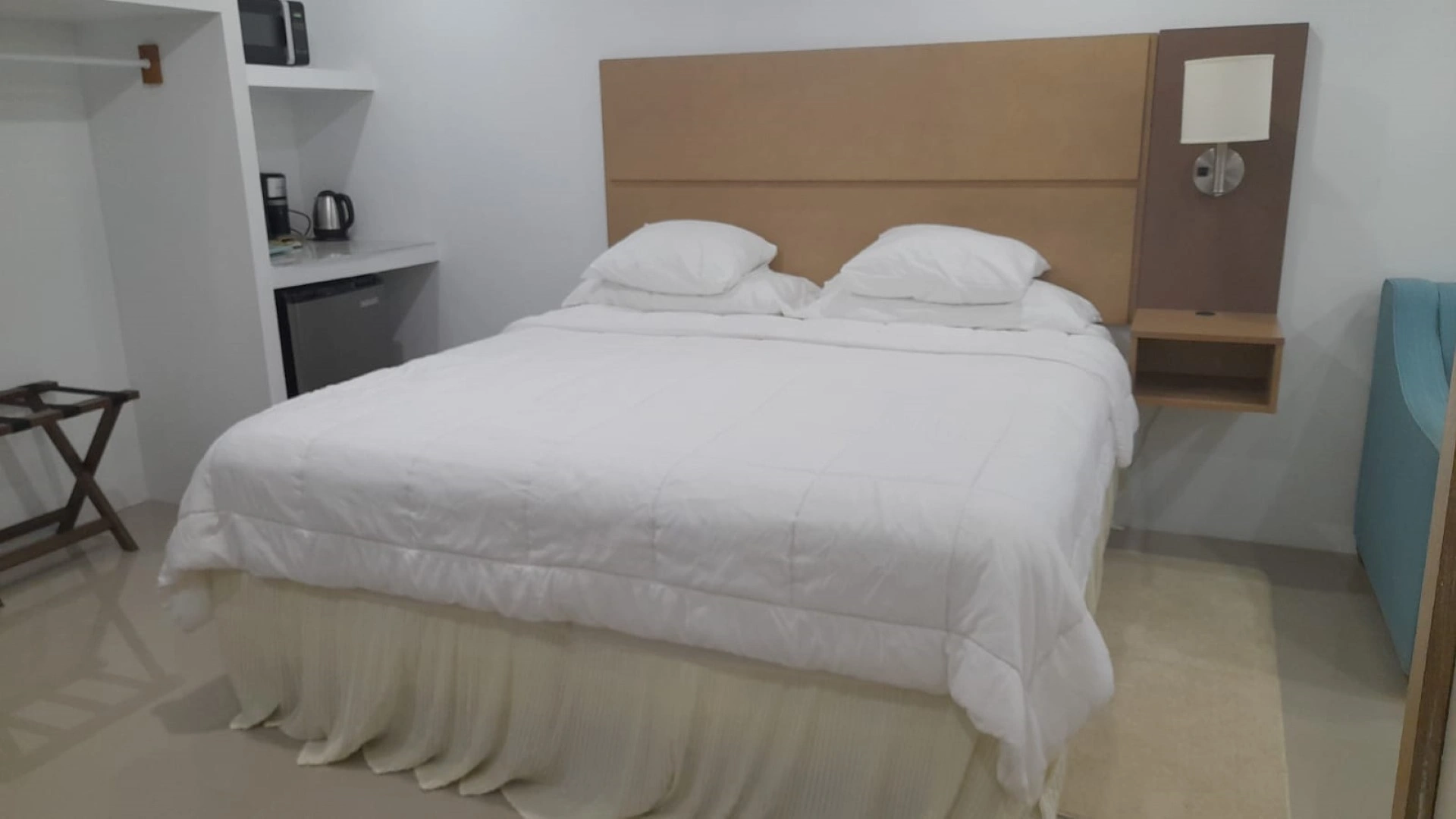 Luxeley Hotel