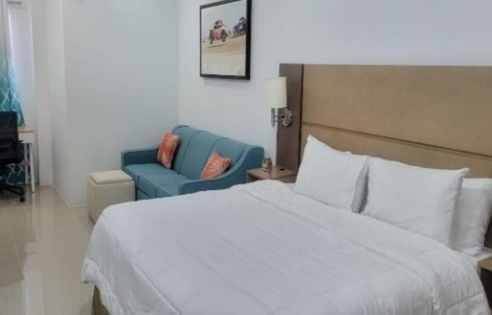 Luxeley Hotel